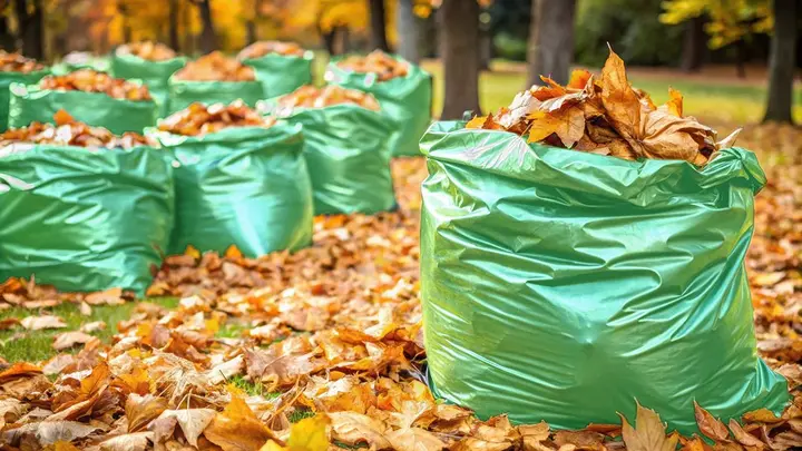 Atık torbaları 200 L, bantlı yeşil, 40 mikron, 10 adet