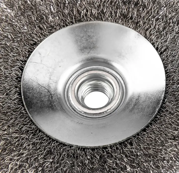 Tel çark fırça 125 mm, kıvrımlı tel, çelik, M14